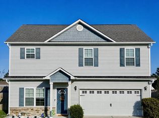 246 Inverness Dr, Hubert, NC 28539