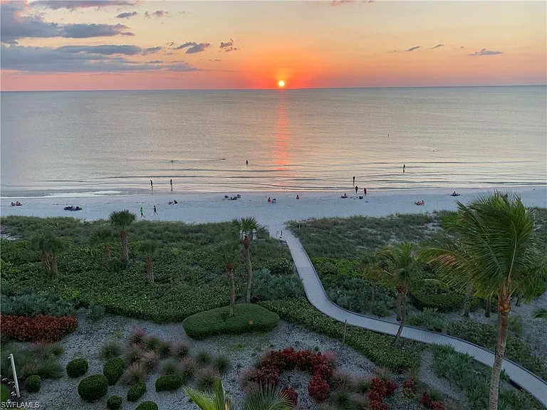 3200 Gulf Shore Blvd N #308 — Photo 33