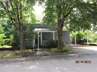 947 B St, Springfield, OR 97477