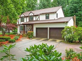 17 Brook Rd #1, Sharon, MA 02067