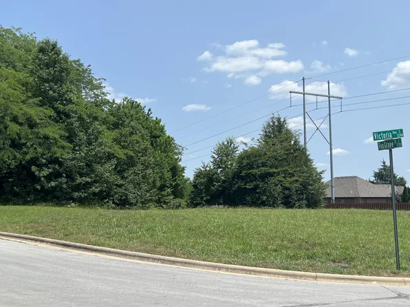 3734 E Fox Grape Road, Springfield, MO 65809