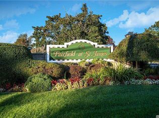 801 Drew Dr N, Saint James, NY 11780