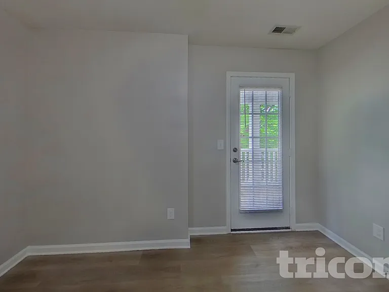 6909 Barefoot Forest Dr — Photo 12