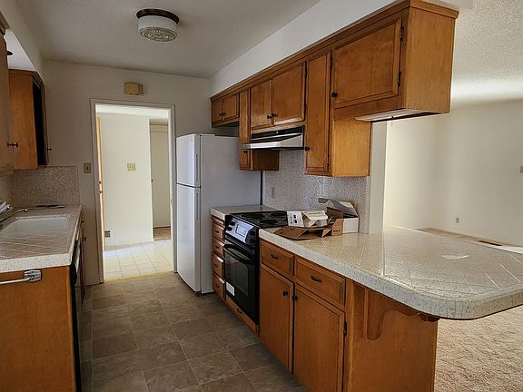 5th image of 6611 Greenhaven Dr