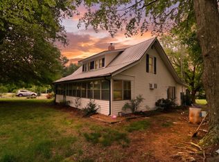 1282 Cherokee Trl, Murray, KY 42071