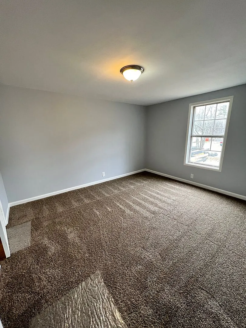 Building Photo - 620A Dashland Dr