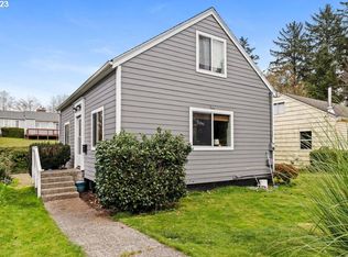 922 Clatsop Ave, Astoria, OR 97103