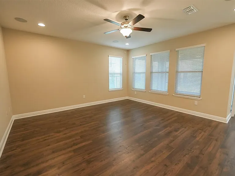 16284 Admirals Cove Ln — Photo 7