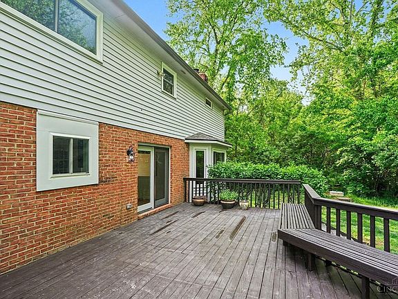 4th image of 5510 Whisper Ln