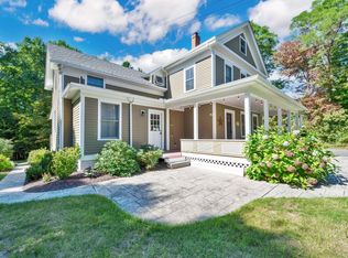 35 Huckleberry Hill Rd, Avon, CT 06001