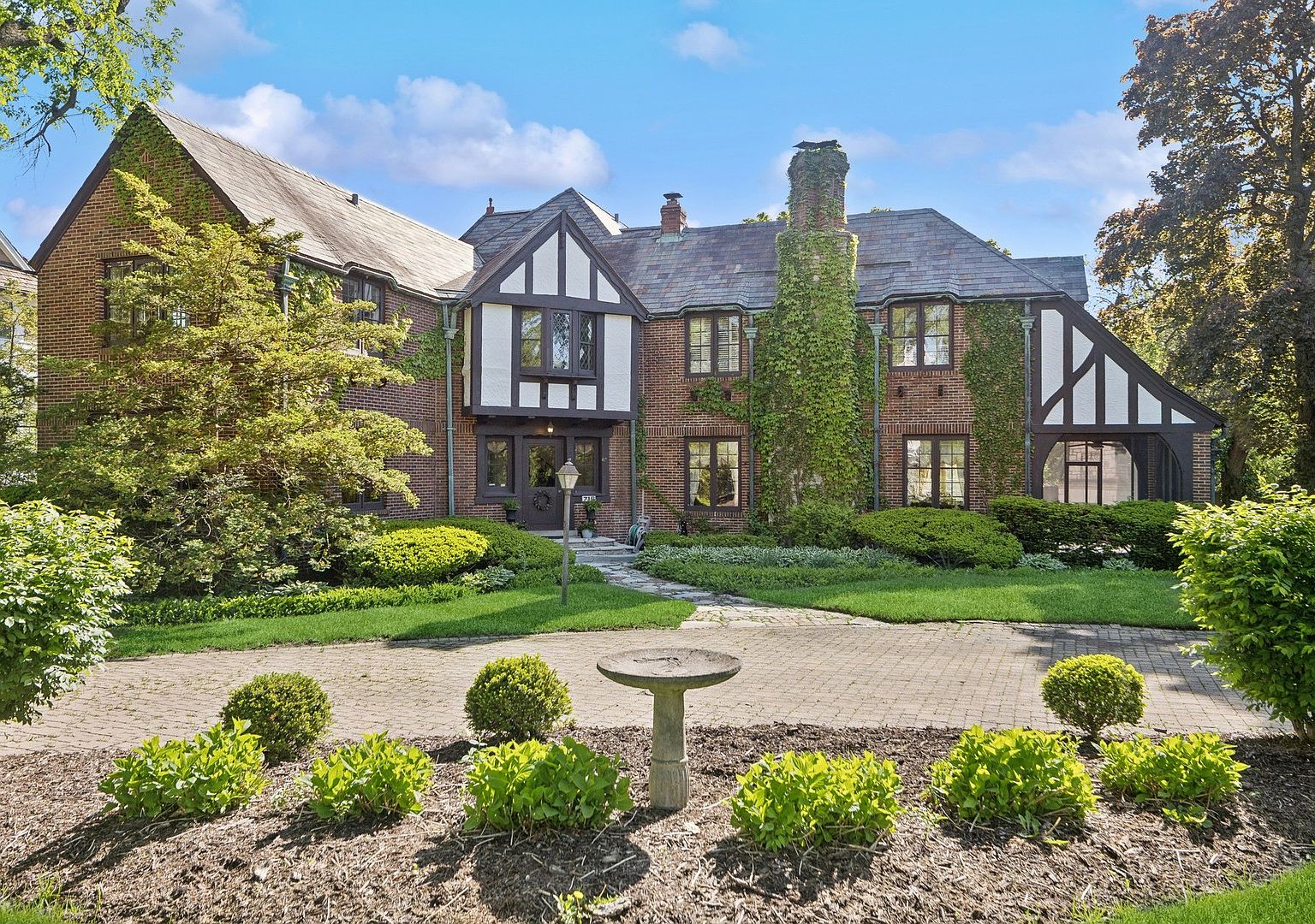 719 S County Line Rd, Hinsdale, IL 60521 | Zillow