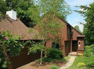 251 Luce Hill Rd APT 58, Stowe, VT 05672