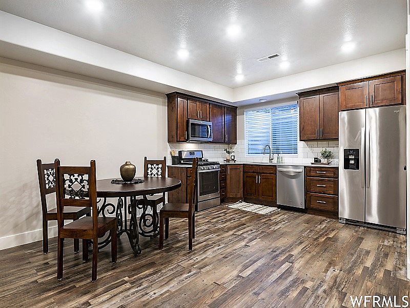 Kitchen & gathering room
