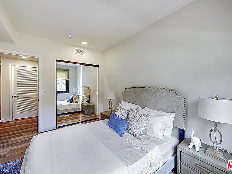 1070 S Bedford St #402 — Photo 14
