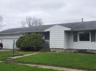 211 Lawrence St, Vincent, IA 50594