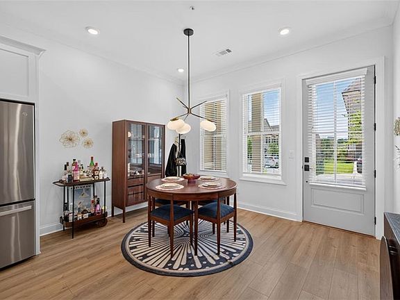 3rd image of 4958 Sudbrook Way