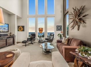 121 Greenhill Dr, Yachats, OR 97498