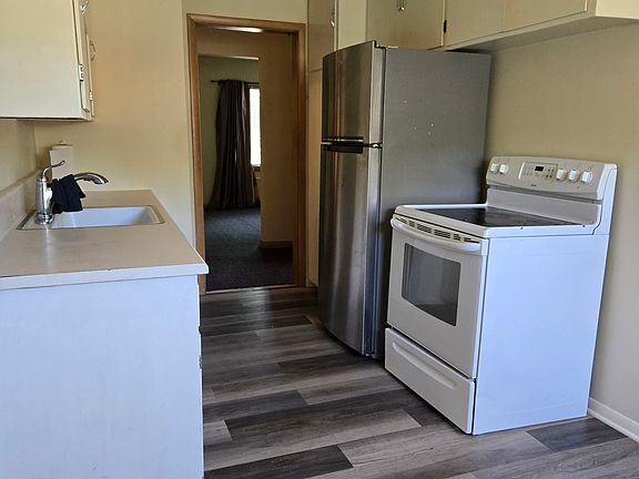 2nd image of 5248 N 55th St #2