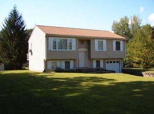 1 Edge Hill Rd, Amherst, MA 01002