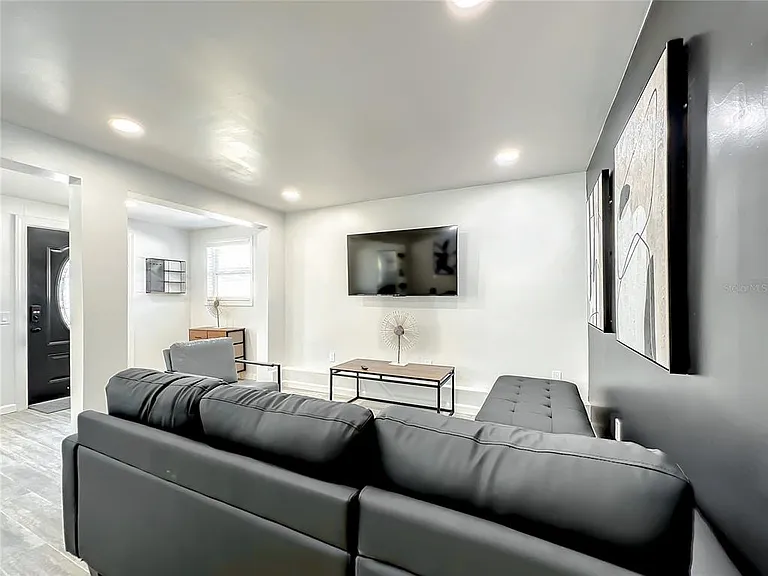 Hollenbeck Dr — Photo 20