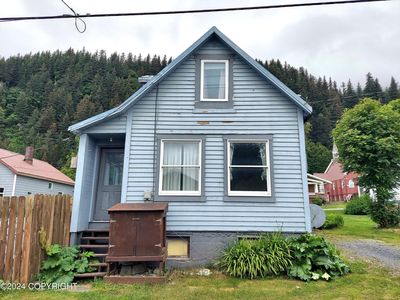 230 1/2 2nd Ave, Seward, AK, 99664