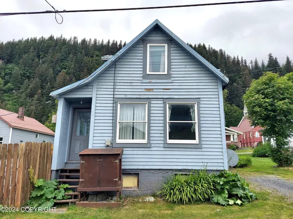 230 1/2 2nd Ave, Seward, AK 99664