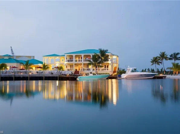 477 North RD, NAPLES, FL 34104