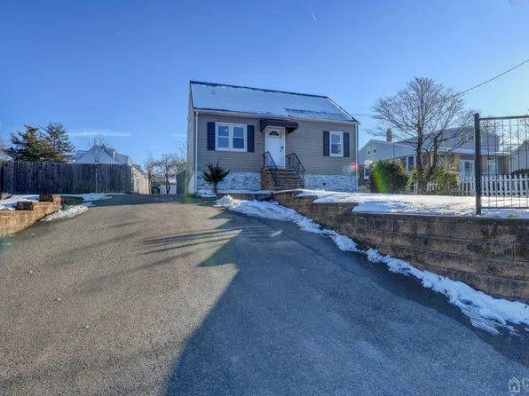 146 Lakeview Ave, Piscataway, NJ 08854