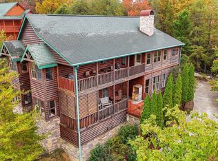 2818 Seth Rd, Pigeon Forge, TN 37863