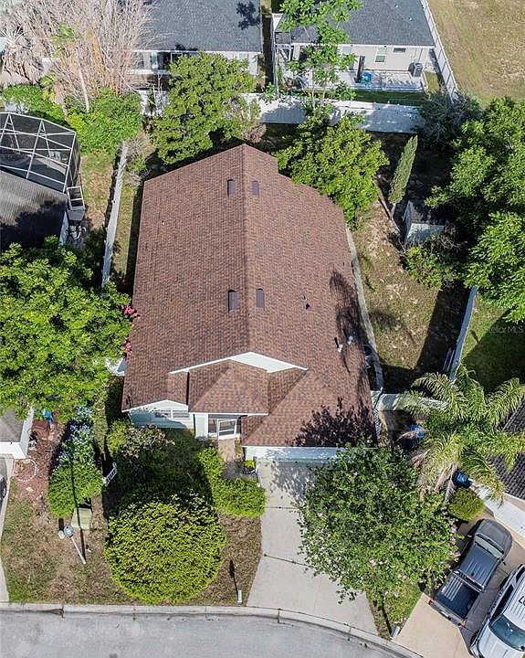 1st image of 611 CHINA BERRY CIRCLE