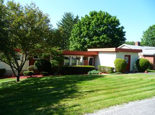 2915 Maple Ln, Bluefield, WV 24701