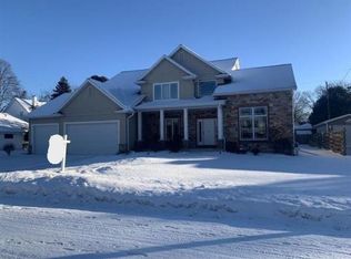 1606 S Carver Ln, Appleton, WI 54914
