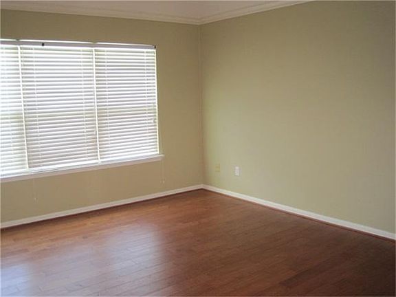 3rd image of 12306 Hammersmith Dr