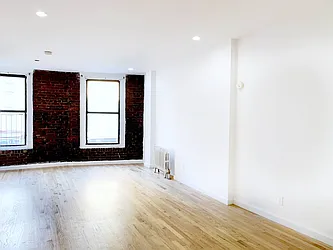 Rented by Algin Management