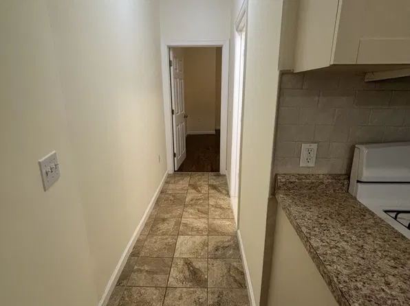42 Hawkins St, Newark, NJ