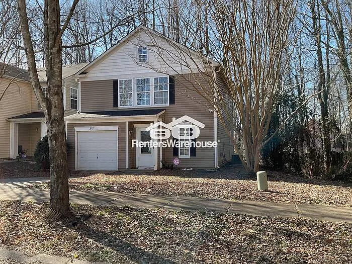 Building Photo - 3107 Meadow Knoll Dr