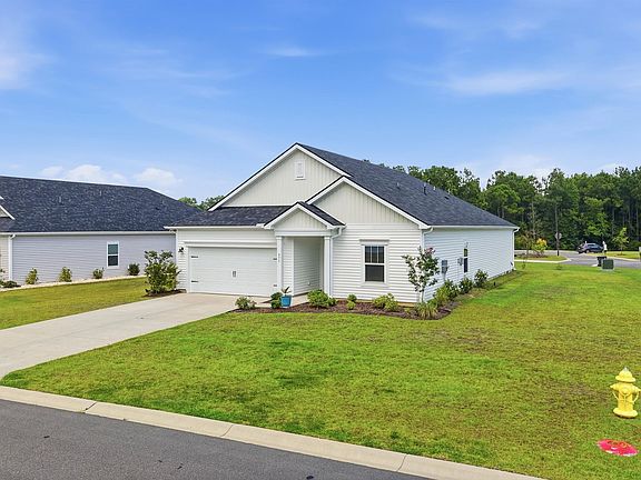 2nd image of 971 Maya Layne Dr.