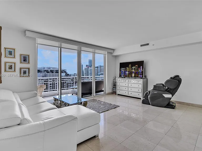 848 Brickell Key Dr #1903 — Photo 6