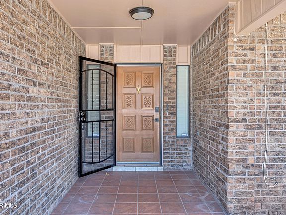 3rd image of 11168 Loma Del Sol Dr