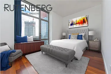 Rented by R New York