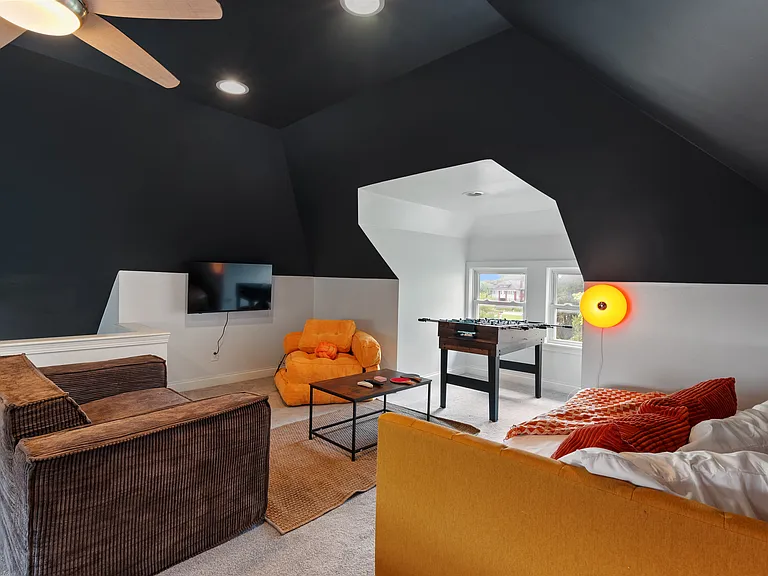 4th bedroom/ finished attic.