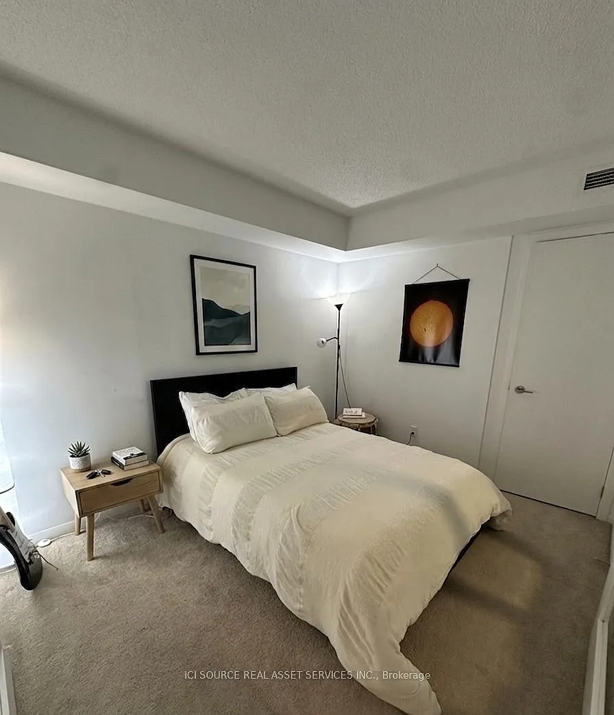 2 bed, $2,400 — Photo 3