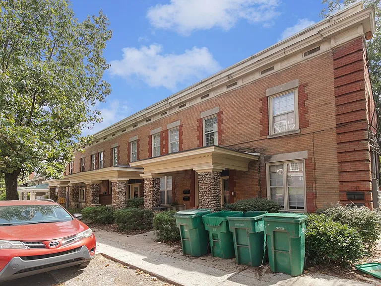 Ramsay Apartments — Photo 23