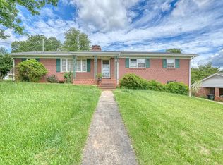 155 Dover Rd, Spartanburg, SC 29301