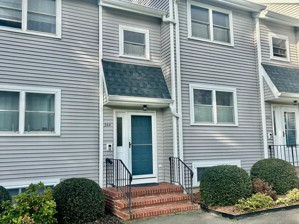 244 Tunxis Hill Cut Off #244, Fairfield, CT 06825