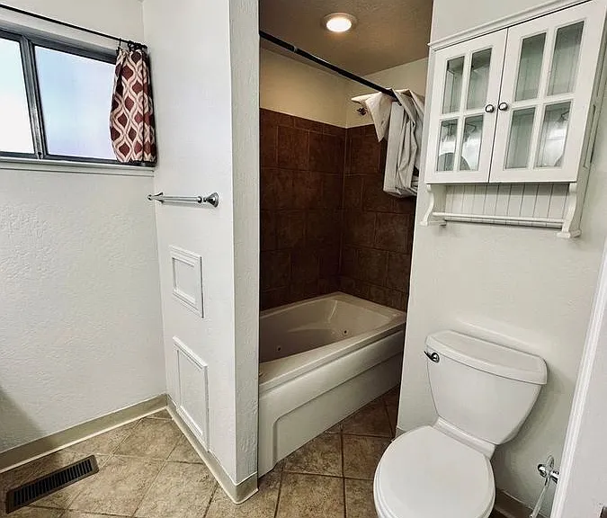 1426 Winterwood Ave — Photo 10