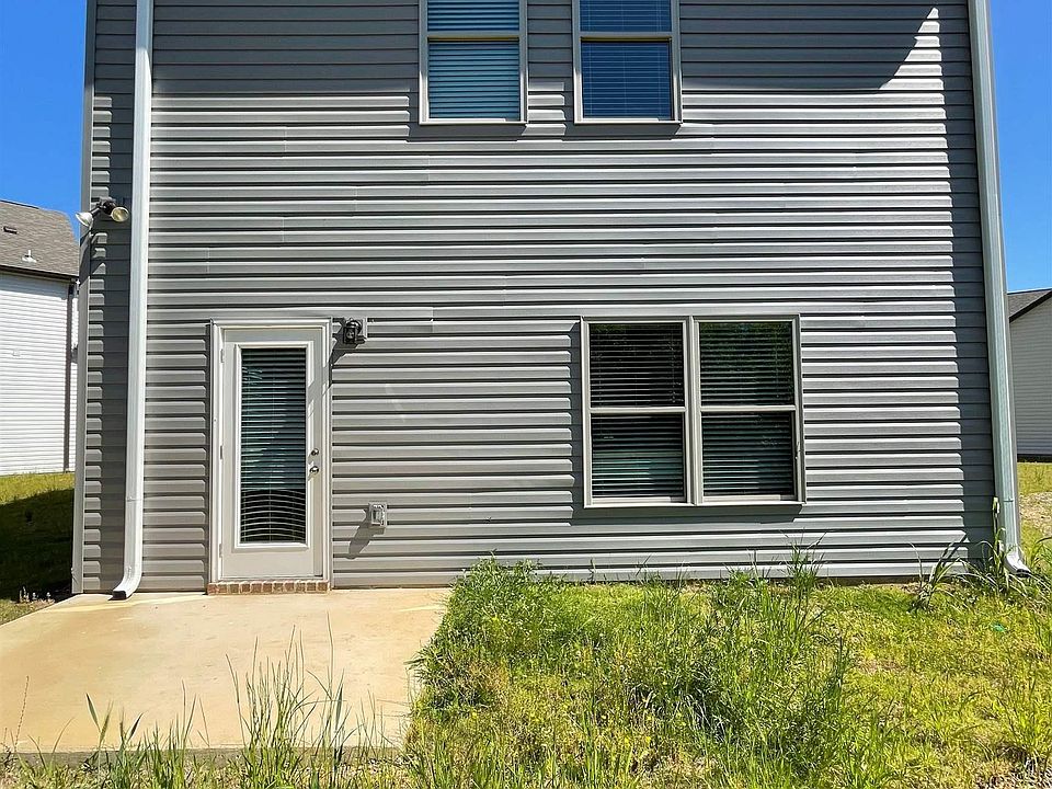 2nd image of 116 Cole Ln