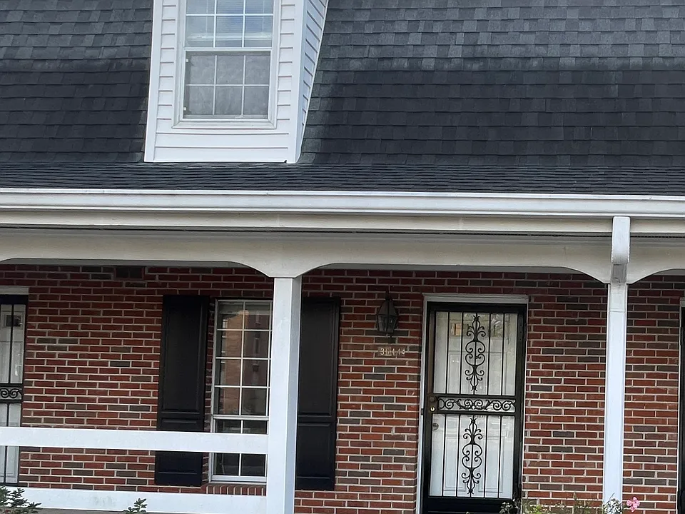 3644 Taliluna Ave. Front door parking. Best neighborhood in Knoxville!
