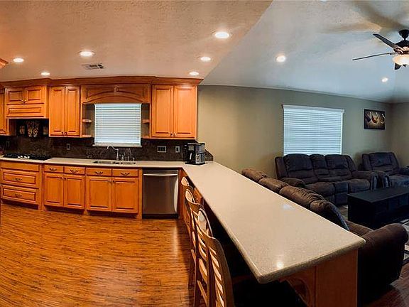 4th image of 19922 Black Cherry Bend Ct
