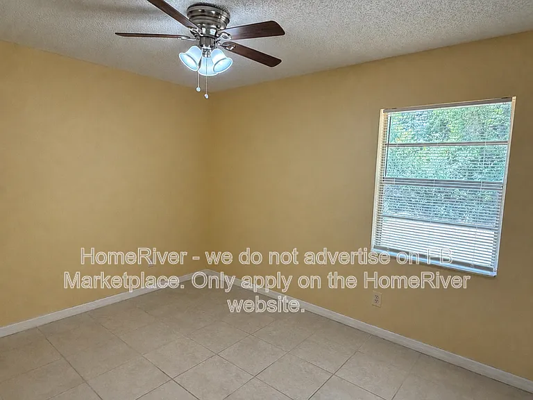 9702 Theresa Cir — Photo 5